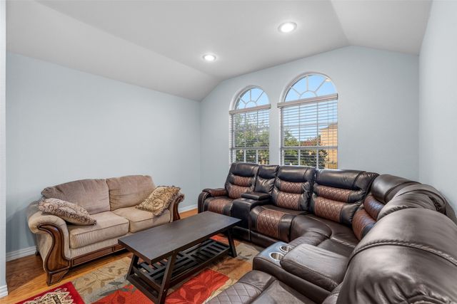 1007 Summerbrook Drive 22, Euless, TX 76040