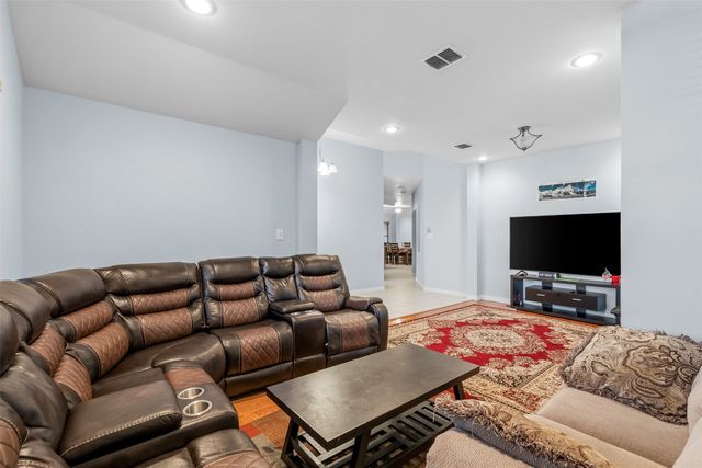 1007 Summerbrook Drive 22, Euless, TX 76040