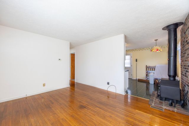 407 Bell Street, Paris, KY 40361