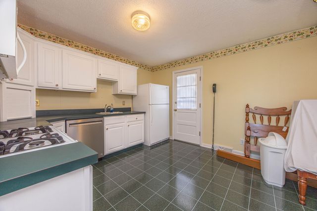 407 Bell Street, Paris, KY 40361