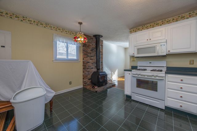 407 Bell Street, Paris, KY 40361