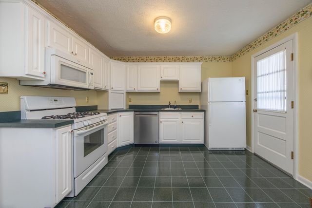 407 Bell Street, Paris, KY 40361