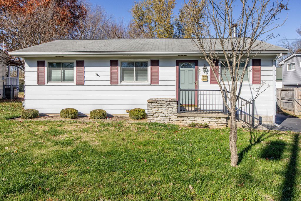 407 Bell Street, Paris, KY 40361
