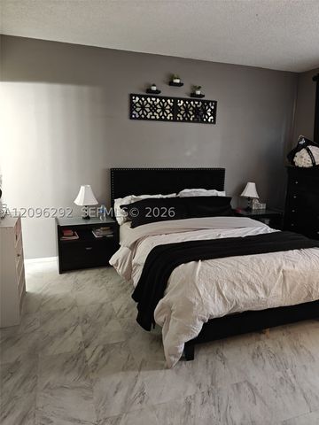 4311 Crystal Lake Dr 120, Deerfield Beach, FL 33064
