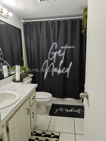 4311 Crystal Lake Dr 120, Deerfield Beach, FL 33064