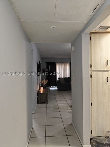 4311 Crystal Lake Dr 120, Deerfield Beach, FL 33064