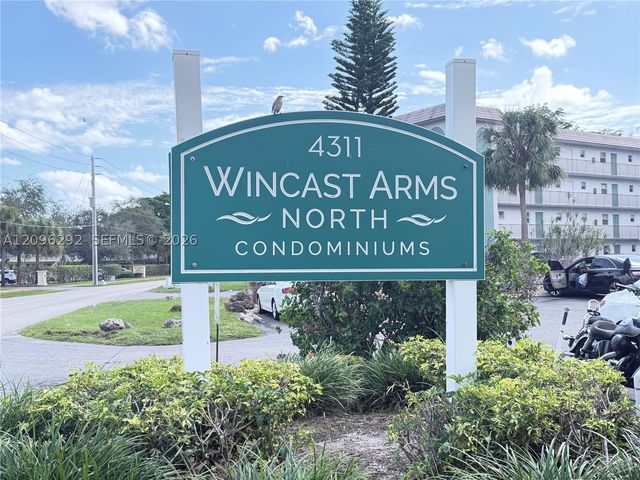 4311 Crystal Lake Dr 120, Deerfield Beach, FL 33064