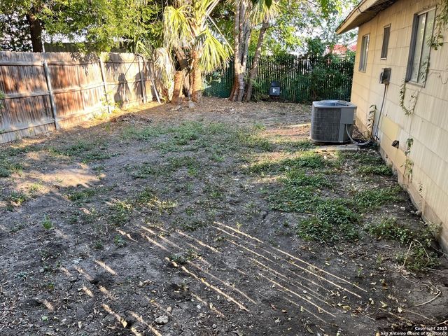 159 Ave Del Rey, San Antonio, TX 78216