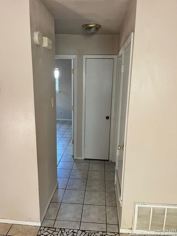 159 Ave Del Rey, San Antonio, TX 78216