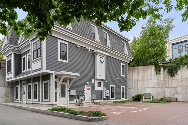 57 Pitman St 2A, Somerville, MA 02143