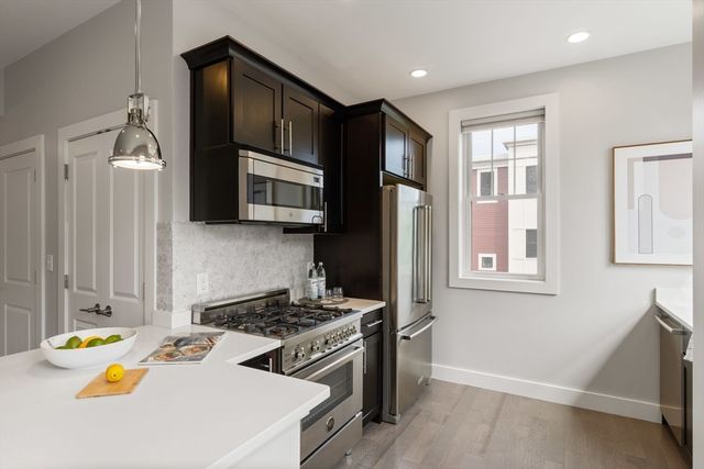 57 Pitman St 2A, Somerville, MA 02143