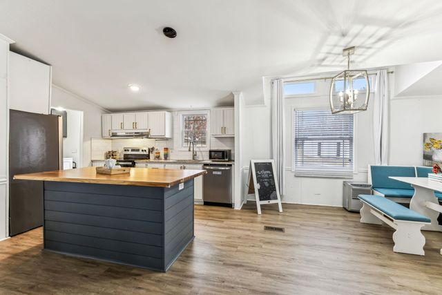 511 Central Ave, Chapel Hill, TN 37034