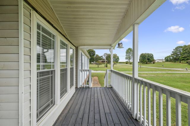 511 Central Ave, Chapel Hill, TN 37034