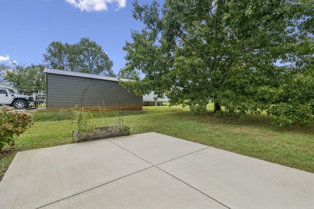 511 Central Ave, Chapel Hill, TN 37034