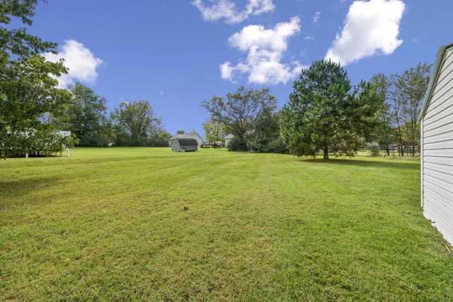 511 Central Ave, Chapel Hill, TN 37034