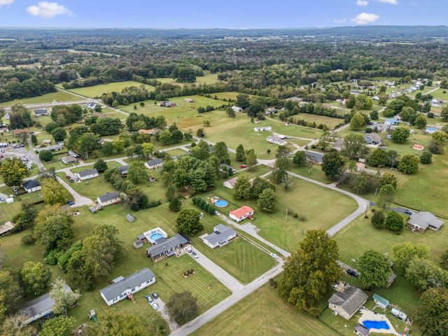 511 Central Ave, Chapel Hill, TN 37034