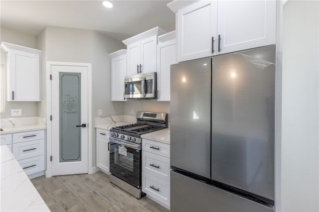 1924 Surf And Sand Drive, Bullhead City, AZ 86442