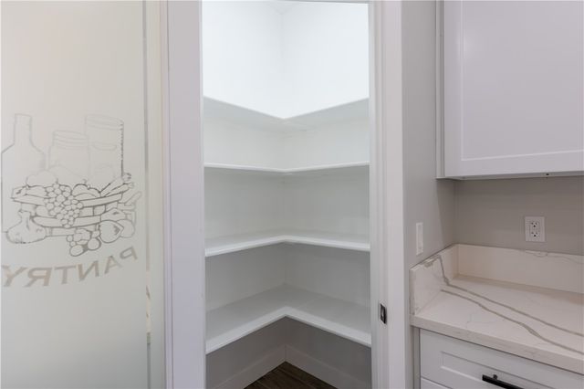 1924 Surf And Sand Drive, Bullhead City, AZ 86442