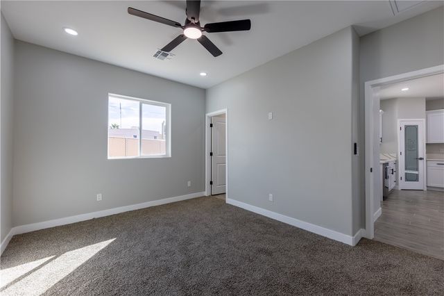 1924 Surf And Sand Drive, Bullhead City, AZ 86442