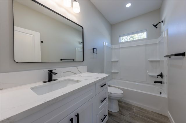 1924 Surf And Sand Drive, Bullhead City, AZ 86442