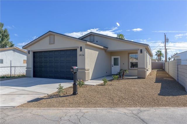 1924 Surf And Sand Drive, Bullhead City, AZ 86442