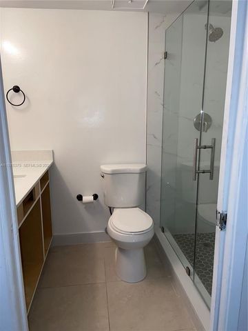 2740 W 62nd St 203, Hialeah, FL 33016