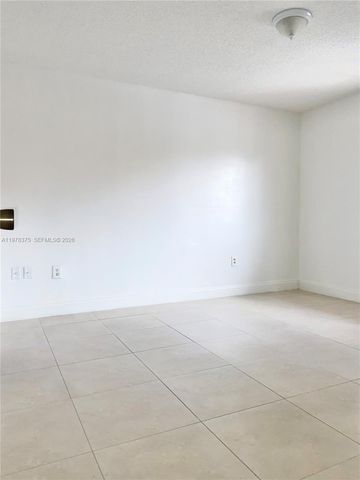 2740 W 62nd St 203, Hialeah, FL 33016
