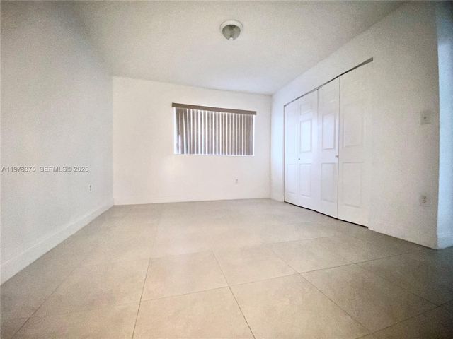 2740 W 62nd St 203, Hialeah, FL 33016