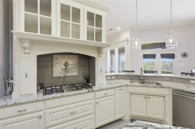 8804 Summit Point Court, Fort Worth, TX 76179