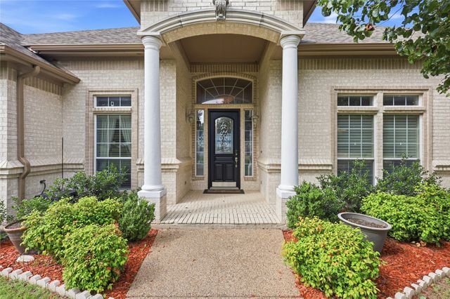 8804 Summit Point Court, Fort Worth, TX 76179