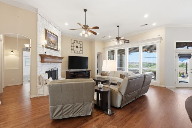 8804 Summit Point Court, Fort Worth, TX 76179