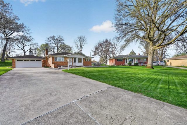 4001 Huhn Circle, Shelby Twp, MI 48316
