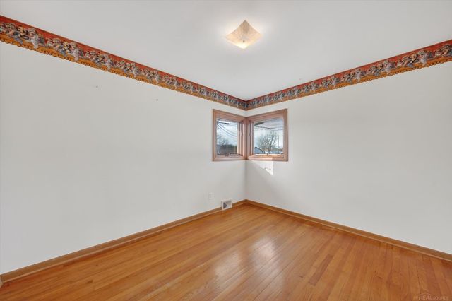4001 Huhn Circle, Shelby Twp, MI 48316