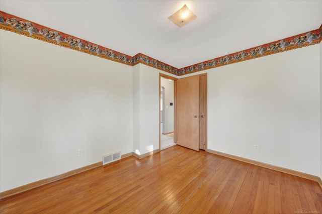 4001 Huhn Circle, Shelby Twp, MI 48316