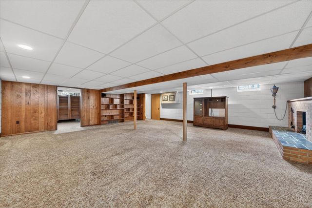 4001 Huhn Circle, Shelby Twp, MI 48316