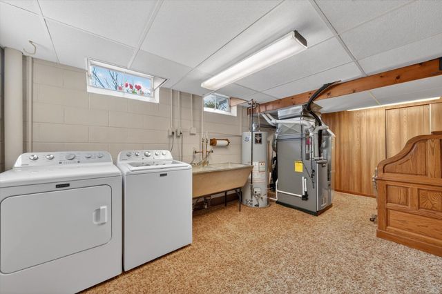 4001 Huhn Circle, Shelby Twp, MI 48316