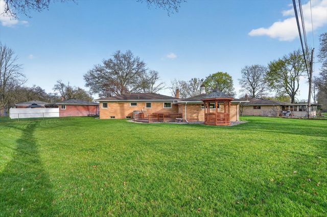 4001 Huhn Circle, Shelby Twp, MI 48316