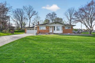 4001 Huhn Circle, Shelby Twp, MI 48316