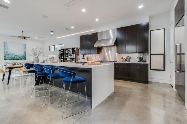 2014 Park Street, Houston, TX 77019