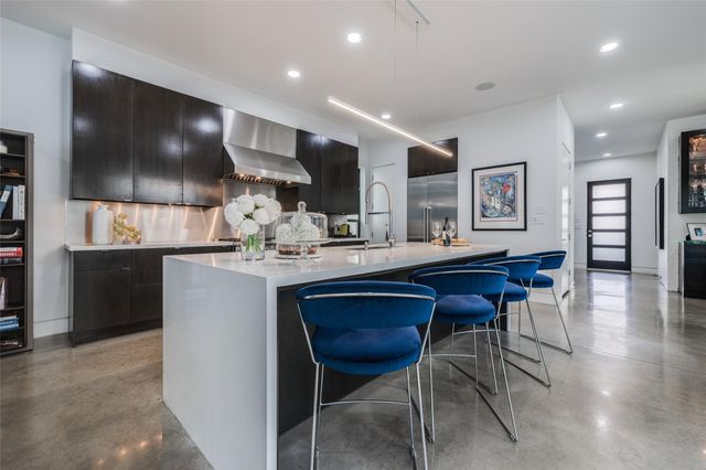 2014 Park Street, Houston, TX 77019