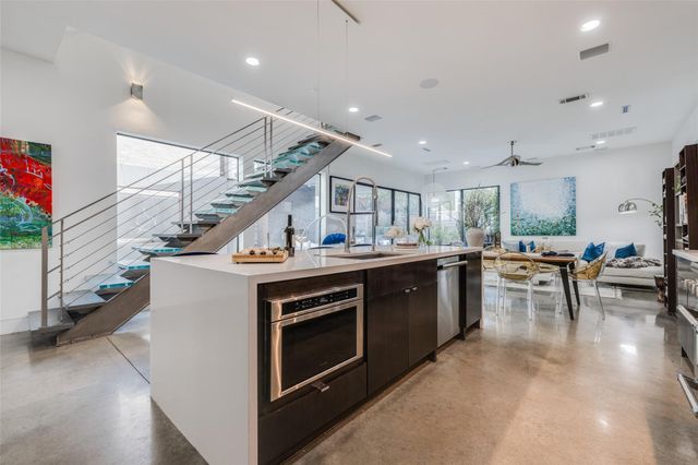 2014 Park Street, Houston, TX 77019