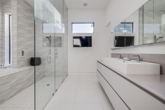 2014 Park Street, Houston, TX 77019