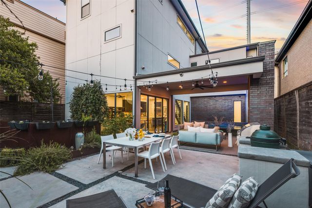 2014 Park Street, Houston, TX 77019