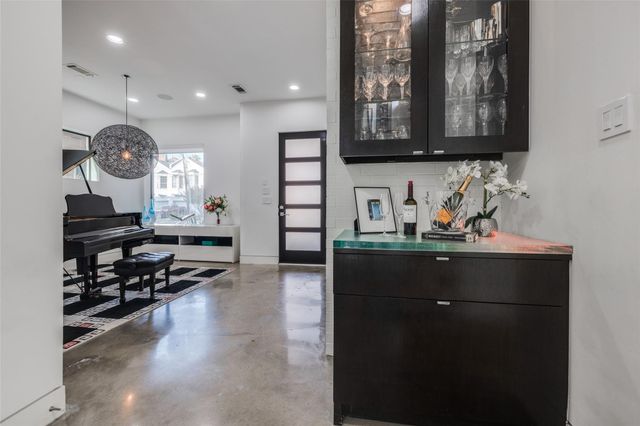 2014 Park Street, Houston, TX 77019