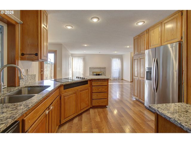 1758 Nw 18TH Ct, Gresham, OR 97030