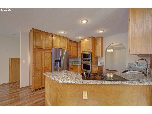 1758 Nw 18TH Ct, Gresham, OR 97030