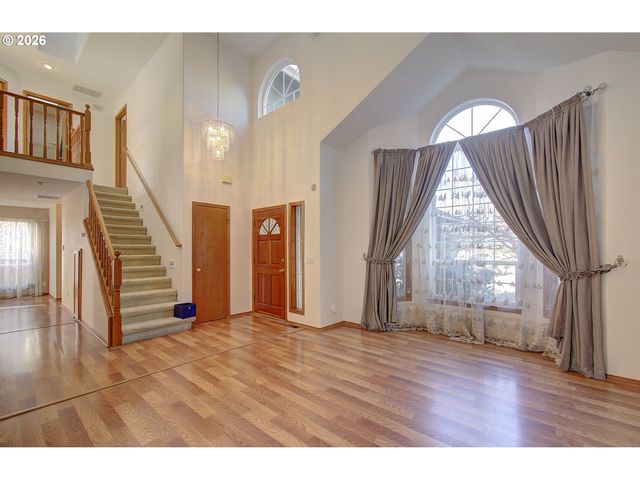 1758 Nw 18TH Ct, Gresham, OR 97030