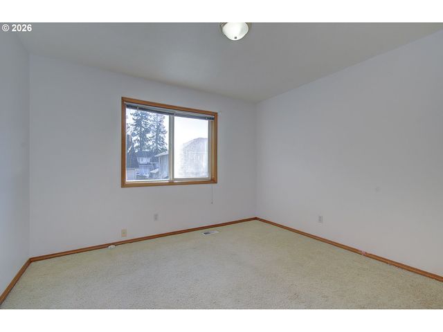 1758 Nw 18TH Ct, Gresham, OR 97030