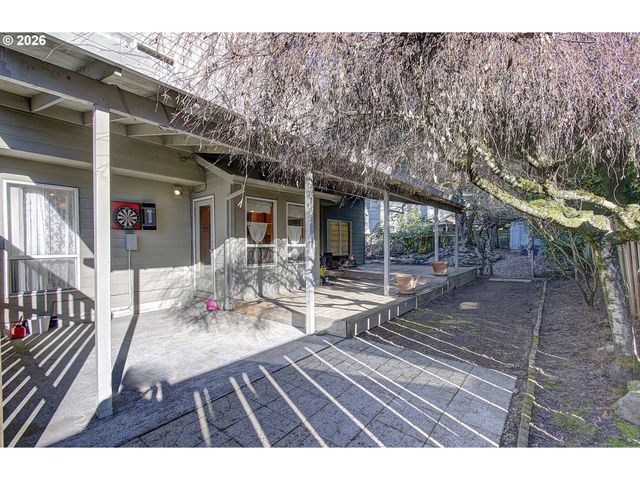 1758 Nw 18TH Ct, Gresham, OR 97030