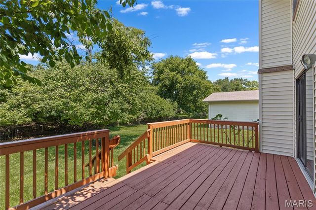 12787 Parkway Estates Drive, St Louis, MO 63146